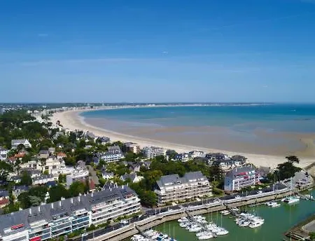 Appartement Bella Vista - Face - 5 Personnes *